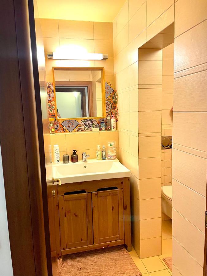 70M2 Romantic Living In The Old Town With Garden Bratislava Exteriör bild