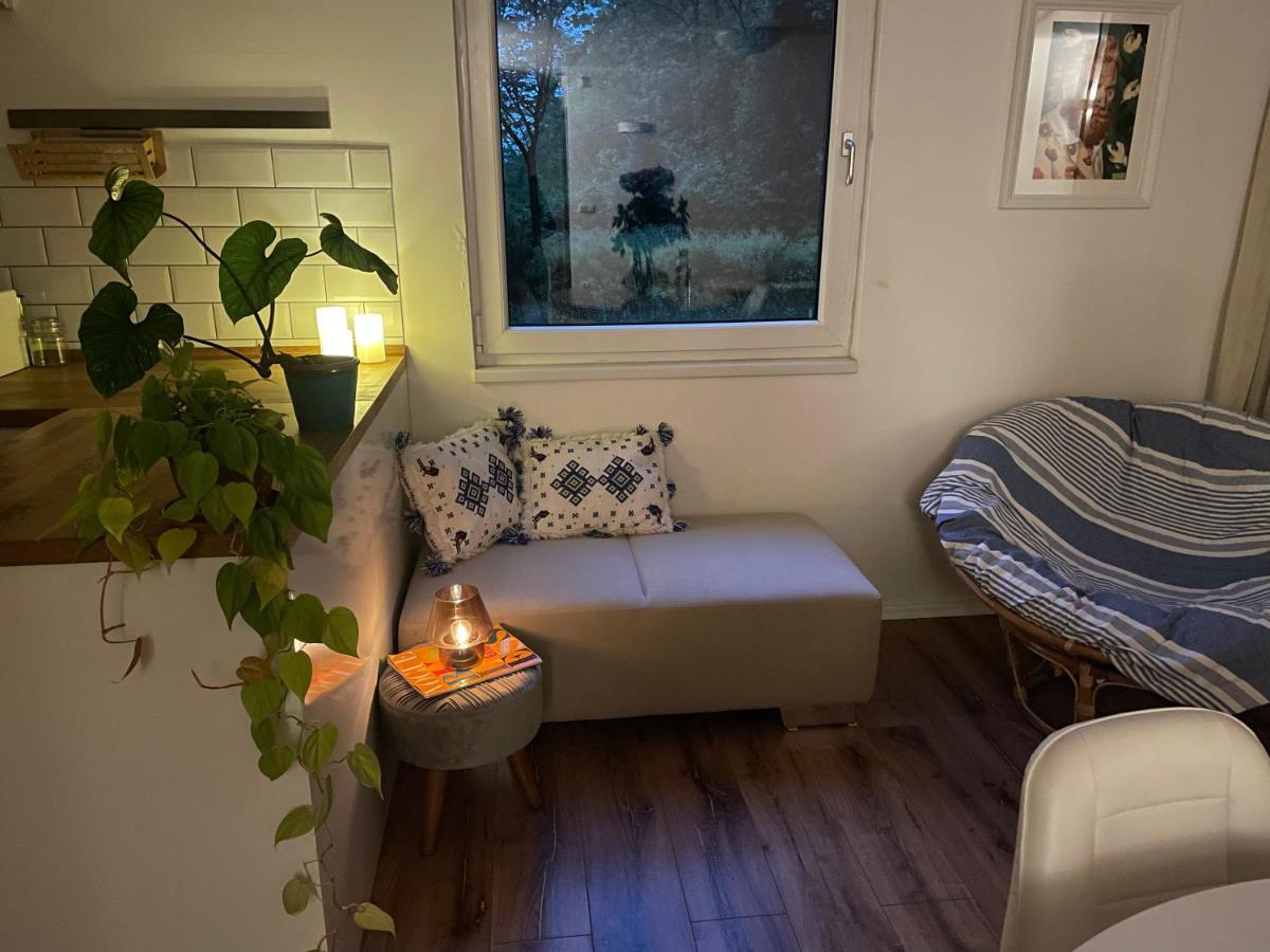 70M2 Romantic Living In The Old Town With Garden Bratislava Exteriör bild